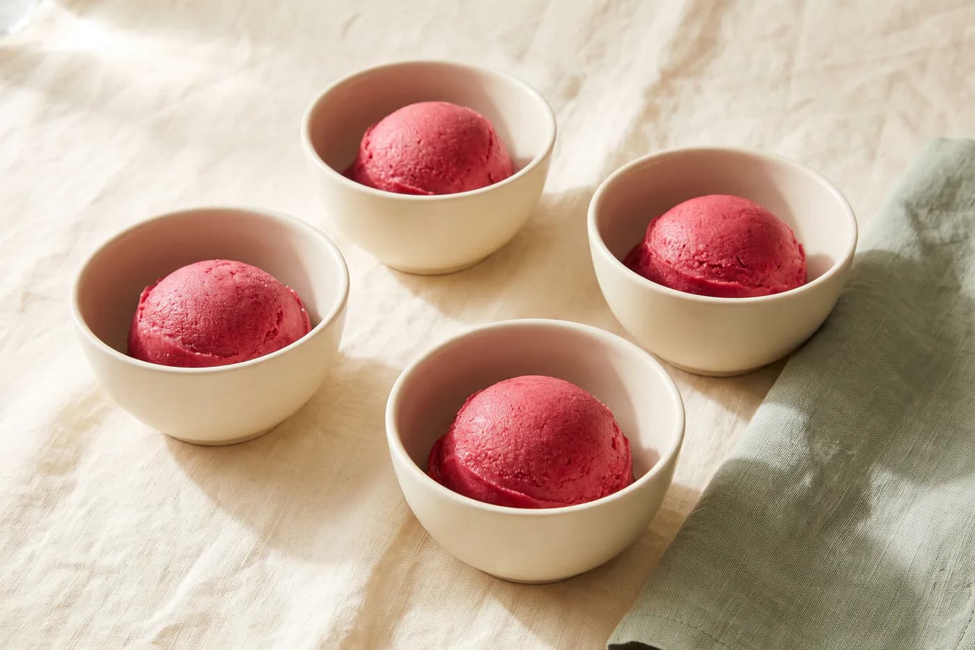 Blender Raspberry Maple Freeze