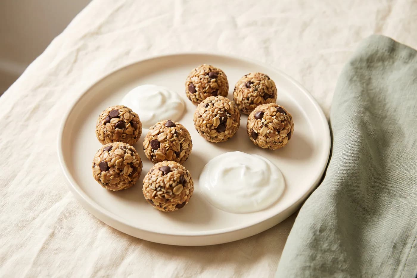 Chocolate Peanut Butter Oat Protein Bites